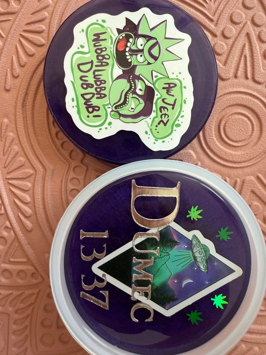 Епоксидна смола: гриндери, хартийки , пепелници и ключодържатели