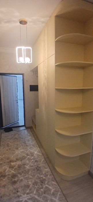 Сдается 3-х комнатная квартира. Все удобства есть. Заходи и живи.