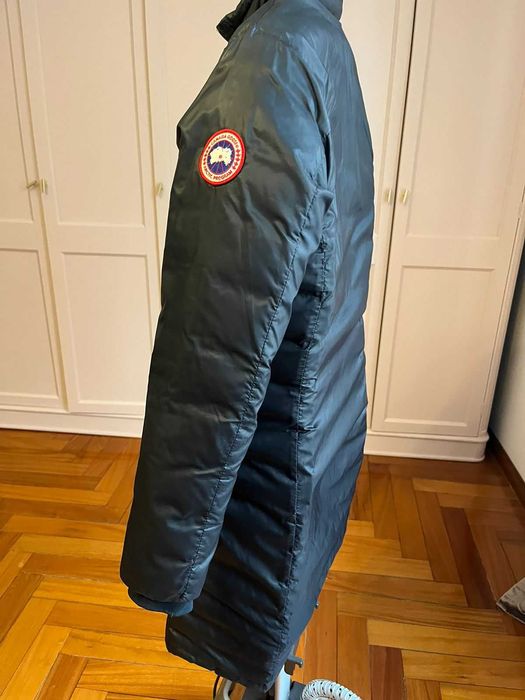продам куртку Canada Goose
