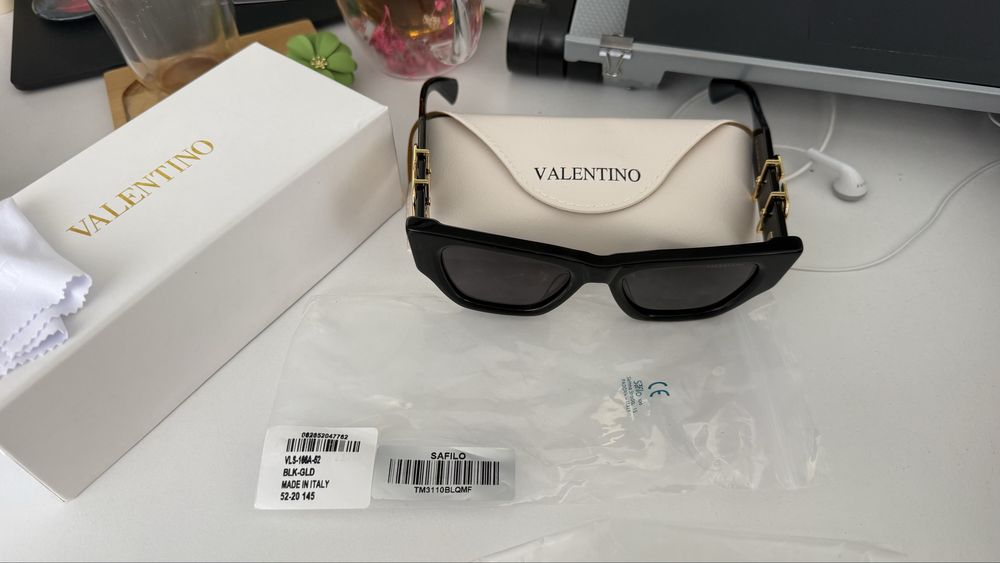 Слънчеви очила Valentino