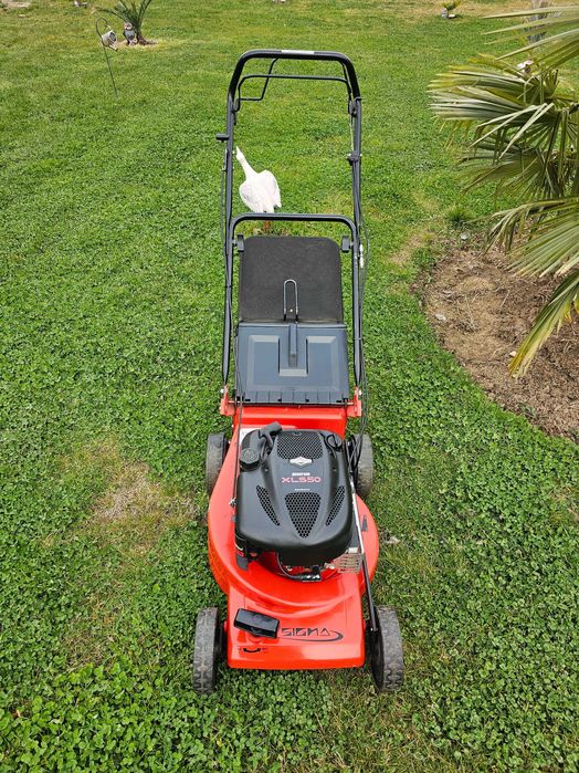 СамоХодна Моторна Косачка Briggs&Stratton, КАТО НОВА.