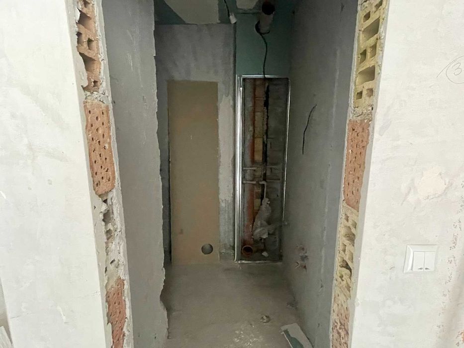 Продава се Двустаен апартамент в Варна, м-т Траката - 86 кв.м за 907 €/кв.м - Снимка #3