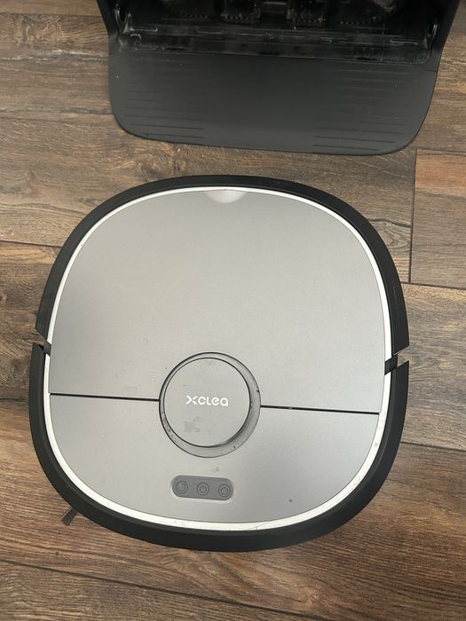 Продается робот-пылесос