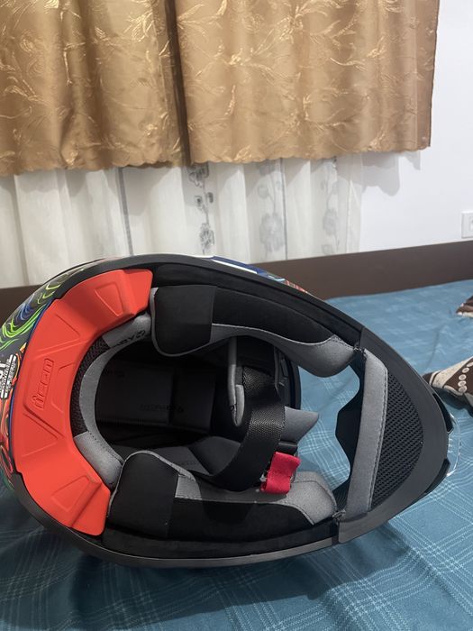 Cască Icon Airflite Inky