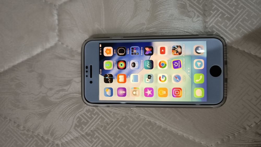 iPhone se 2 128 gb arzoni