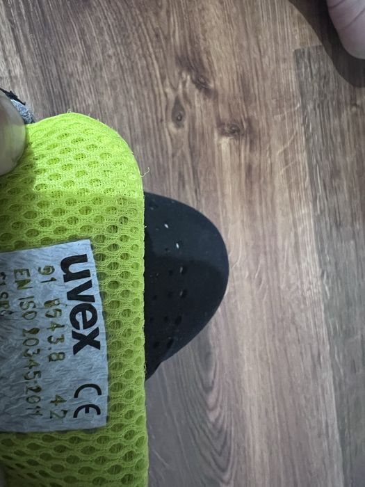 Uvex  42bombeu……