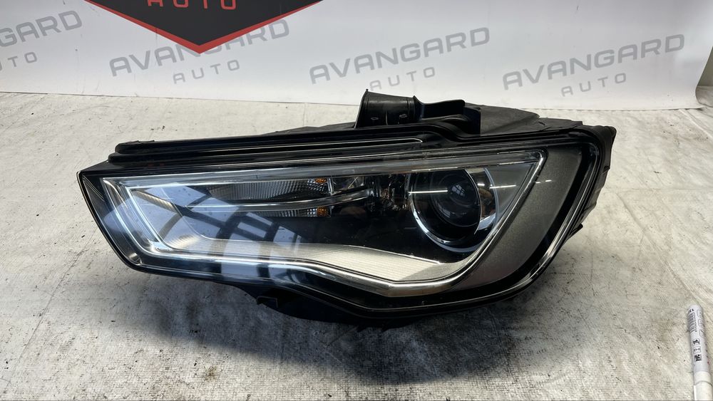 Ляв и десен фар Audi A3 2013-