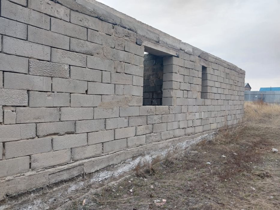 Продаю дом с участком 10 соток