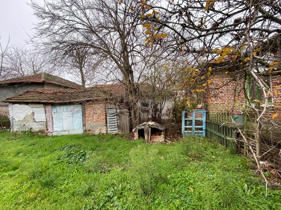 Продава се Къща в с. Радовец, Област Хасково - 100 кв.м за 41 €/кв.м - Снимка #2