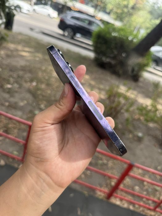 Продам iphone 14 pro 256г есим