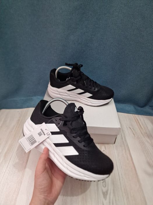 Кроссовки и кеды Adidas,Nike.