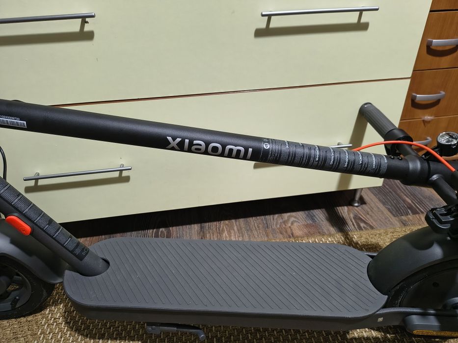 Vând Trotineta Xiaomi scooter Elite