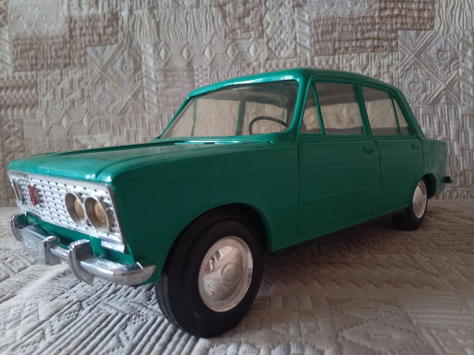Модель ВАЗ 2103 / 1978 г.в. / Игрушка