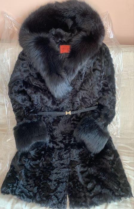 Шуба женская черная