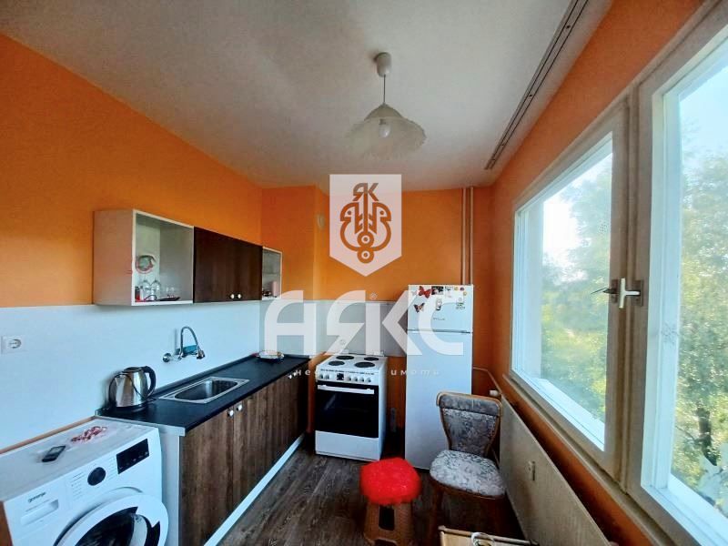 Продава се Тристаен апартамент в София, Сухата река - 67 кв.м за 2433 €/кв.м - Снимка #3