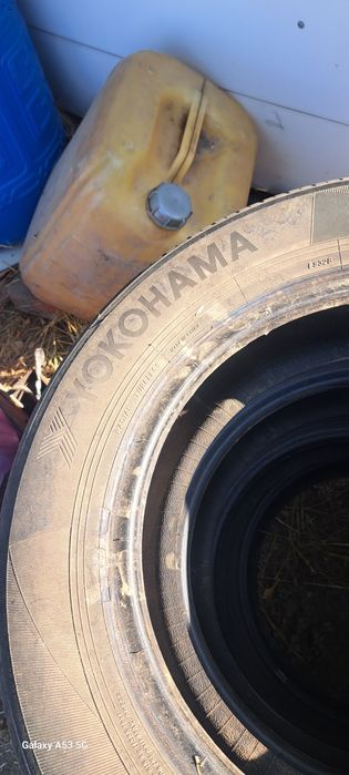 Продам покрышки якохама