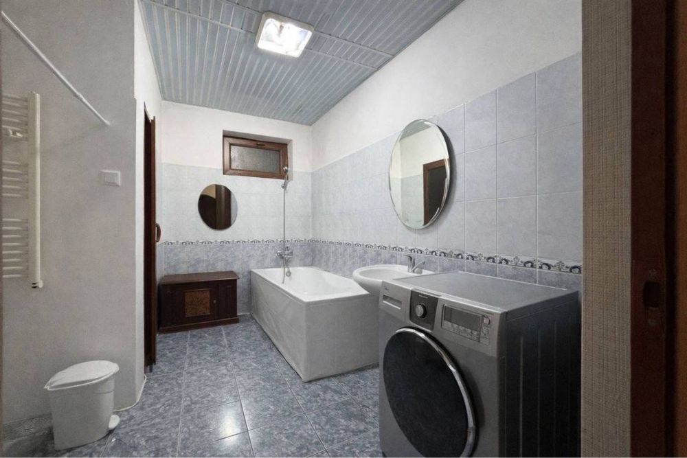 1.87 сотки Дом , Военный госпиталь , 3 комнаты