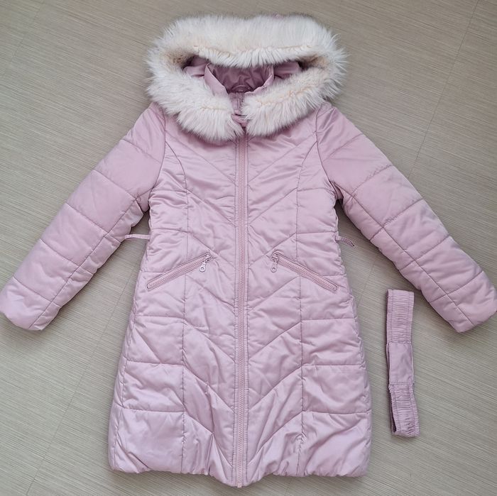 Зимняя куртка для девочки, размер 140