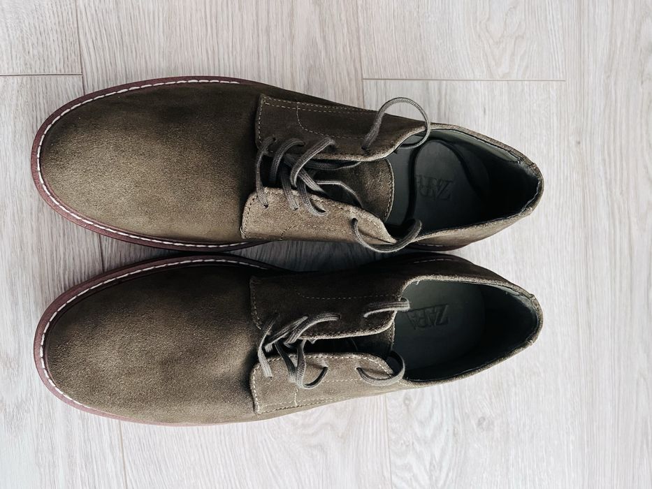 Vand pantofi piele intoarsa Zara-marimea 44