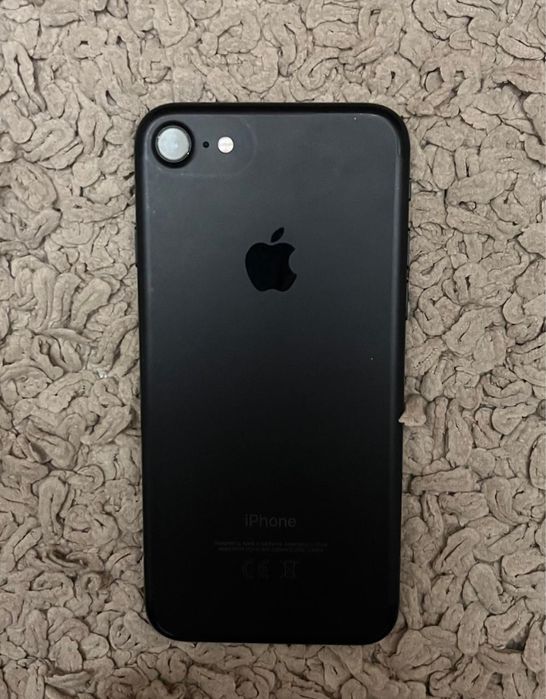 Продам Iphone 7 64 гб