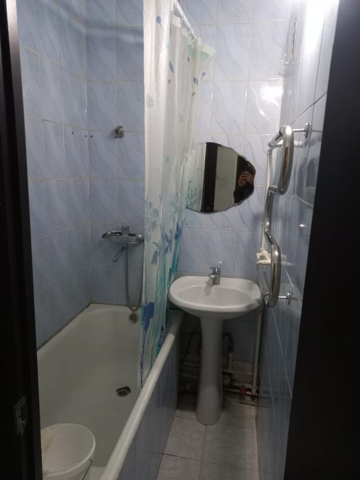 Сдам в аренду 4 комн. Квартиру