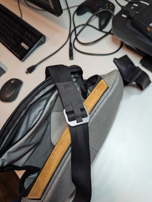 Geanta Foto Peak Design Everyday Sling 3l