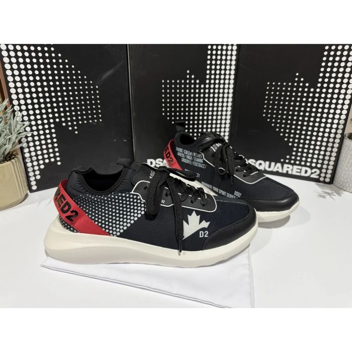 D2 Technical Sneaker / Black