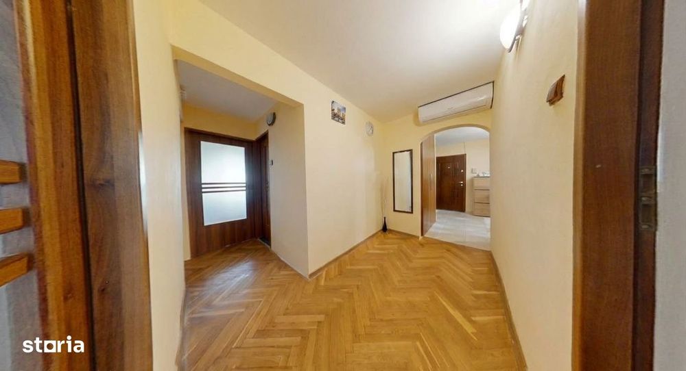 Apartament cu 4 camere de inchiriat cu parcare inclusa – Alfa, Arad