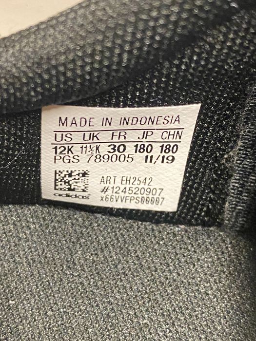 Маратонки  Adidas