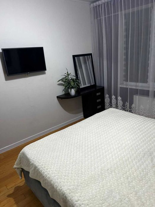 Дава се под наем Двустаен апартамент в София, Зона Б-5 - 69 кв.м за 375 € - Снимка #1