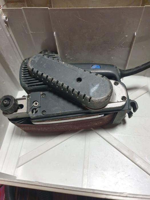 Slefuitor electric