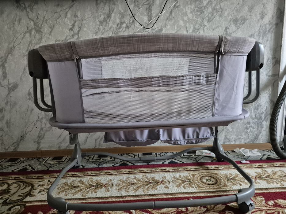 Продам детскую люльку