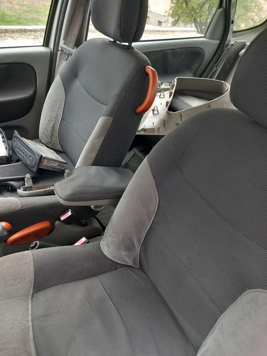 Продавам рено сценик1.9дси на части