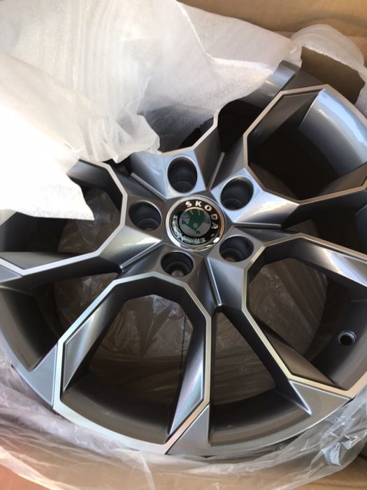 16 17 Джанти Skoda VRS Fabia Octavia Superb