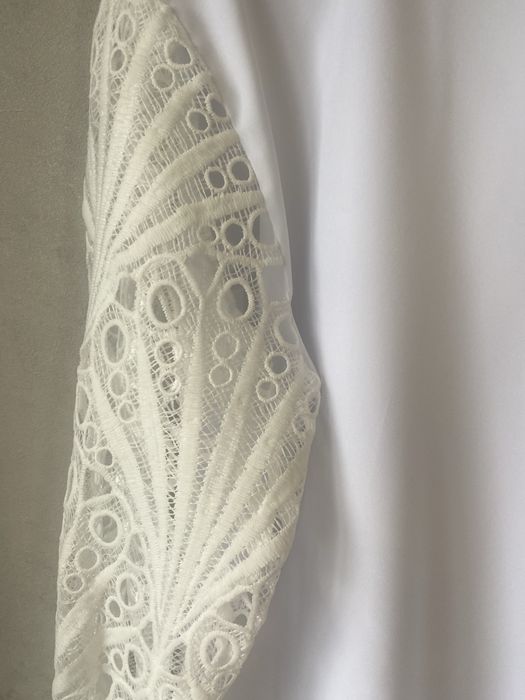 Дамска риза с  дантела