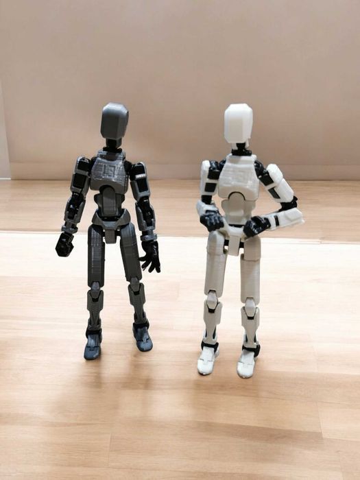 3D принтирана екшън фигурка "Dummy 13"