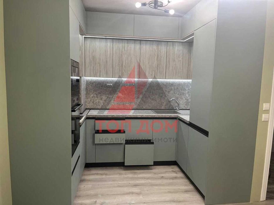 Дава се под наем Двустаен апартамент в Варна, Кайсиева градина - 65 кв.м за 459 € - Снимка #1