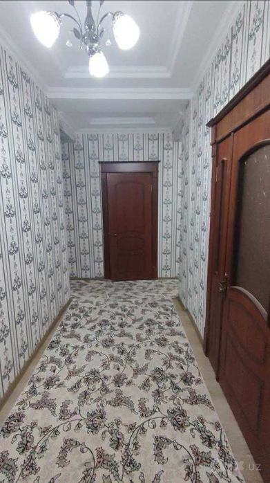 Shoshilinch uy sotiladi