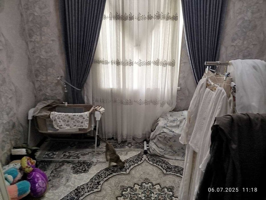 Коттедж Сотилади