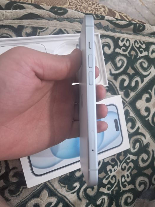 Продаю iphone 15