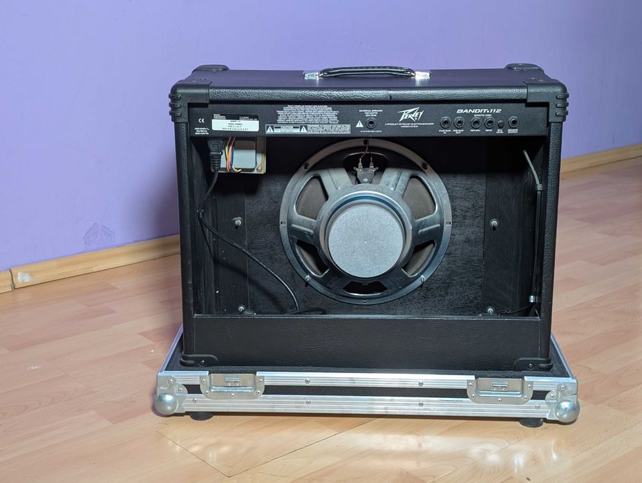 Amplificator Chitară Peavey Bandit 112 Red Stripe + Flightcase
