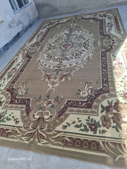 Продаю ковёр б/у