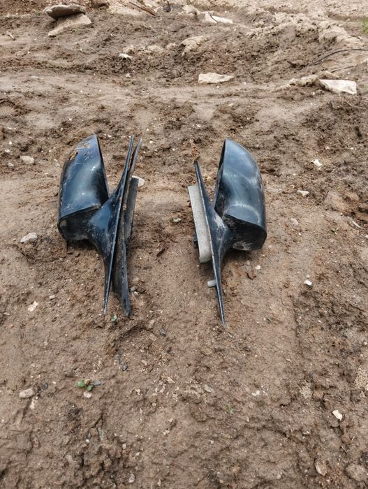 Продам боковые зеркала