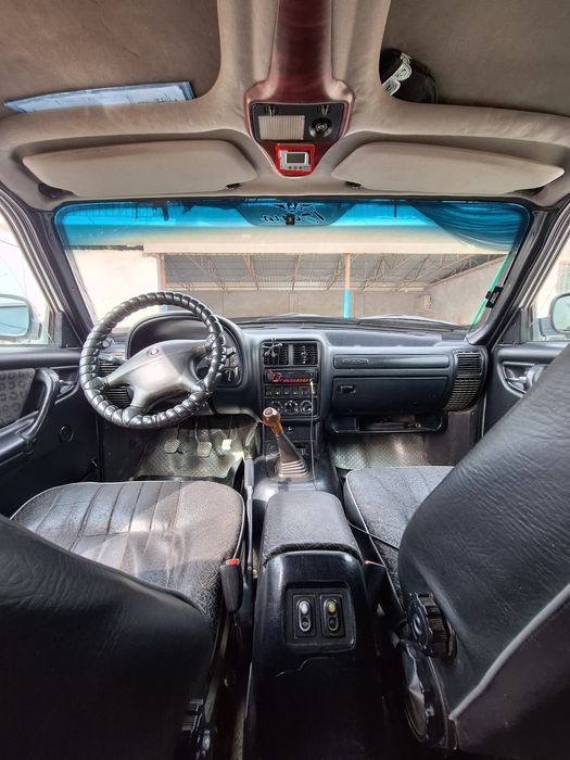 Gaz 31105 volga avtomobili