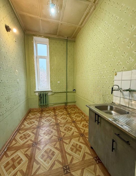 Продается квартира 2 ком.3/3. 78 м2. Транспортный институт