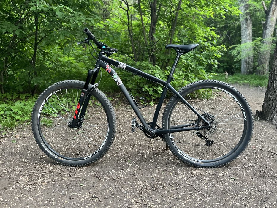 Ведосипед Specialized Rockhopper