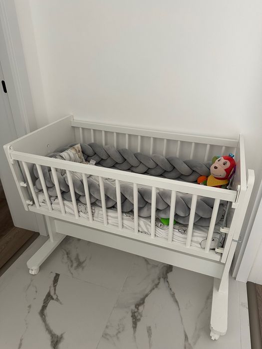 Pătuț bebeluși în stare bună