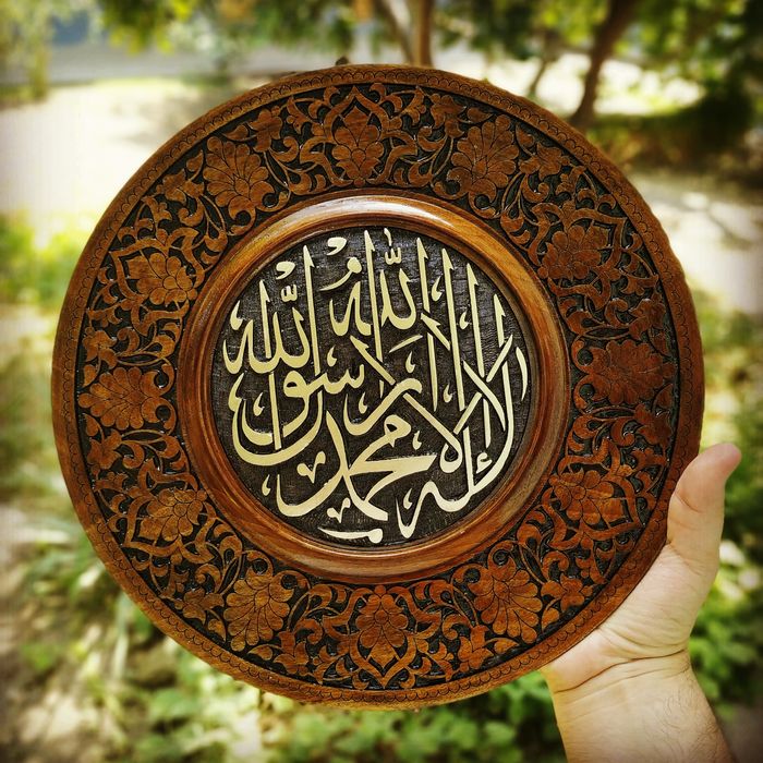 Dekorativ yog'och lagan. Yong'oq daraxtidan, qo'l mehnati. Interer un!