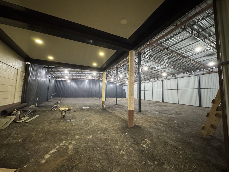 Eshonguzarda uchastka-sklad 8.4 sotok