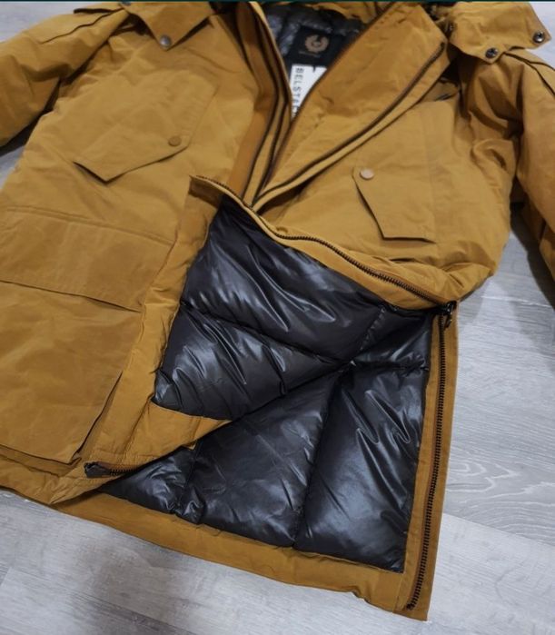 Geaca puf Belstaff XL lucrata o marime mai mare